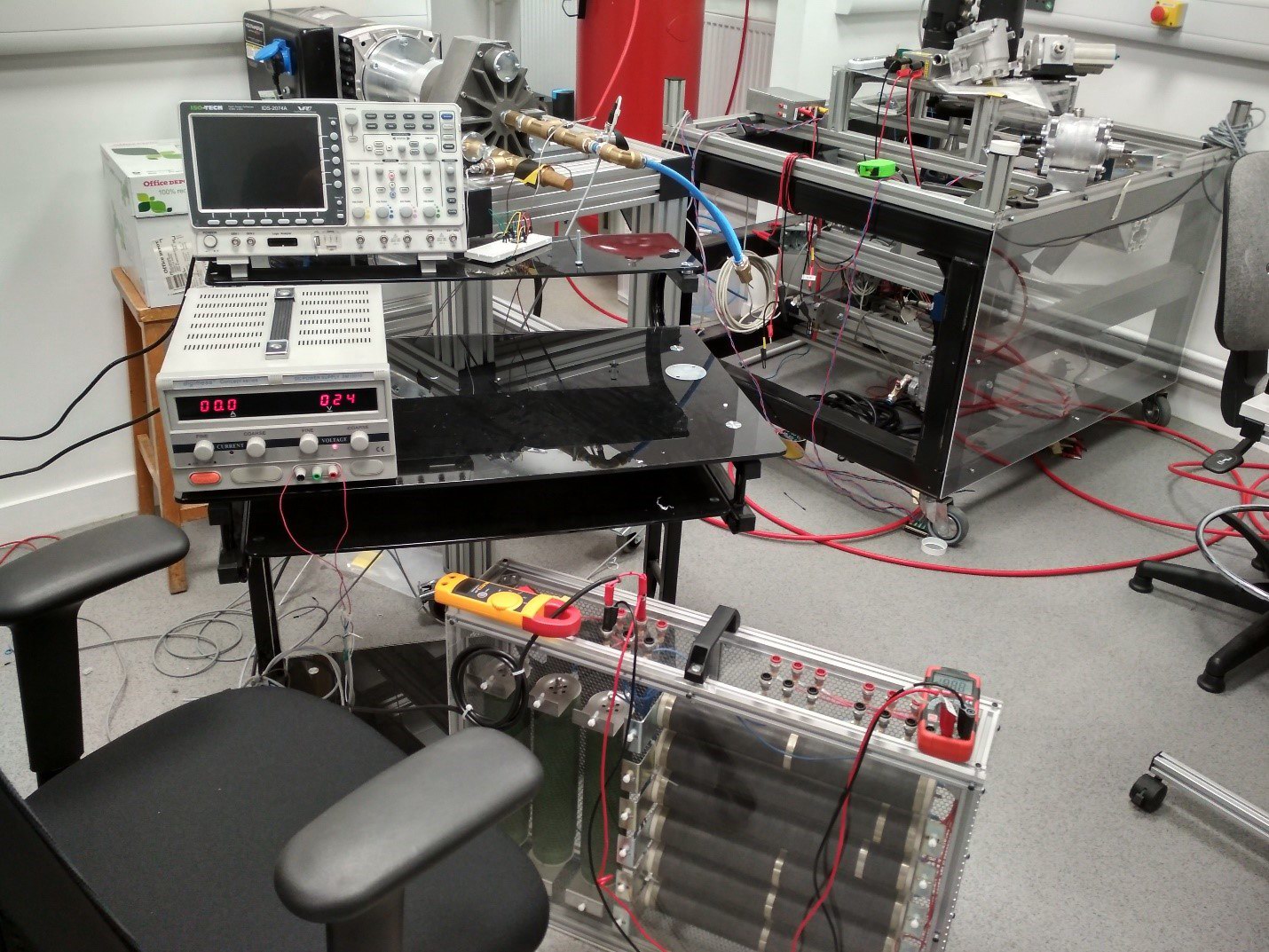 Experimental installation of an air energy storage system