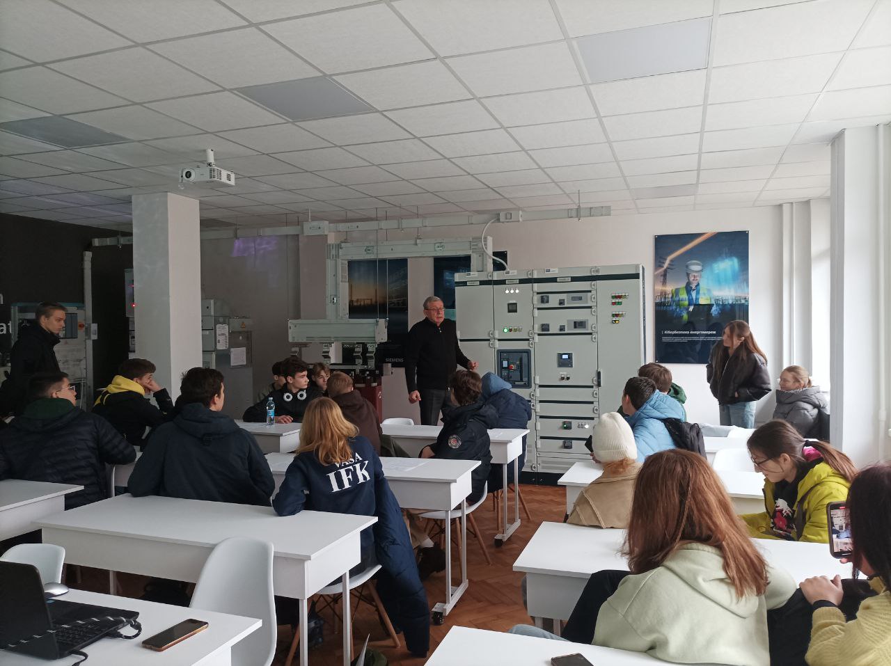 Engineering Week at the FEPEA - Photo 3
